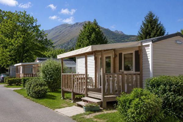Découvrez la location de mobil home en camping à ax-les-thermes
